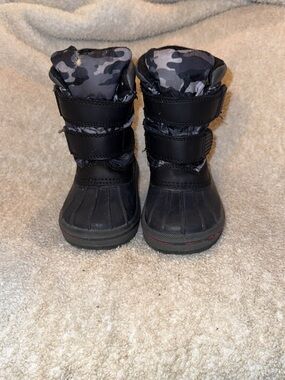 Kids Black Snow Boots with Gray Camo Trim - Easy Hook & Loop Closure